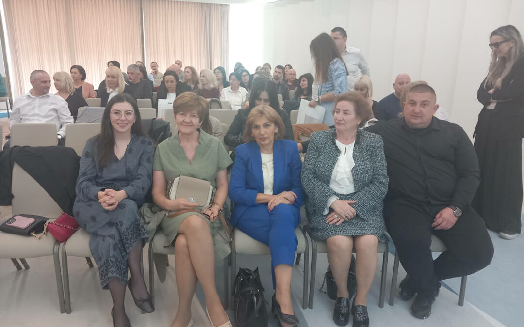 Актив директора