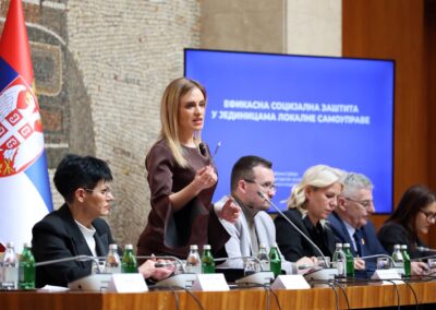 Састанак са представницима локалних самоуправа у Палати „Србије“